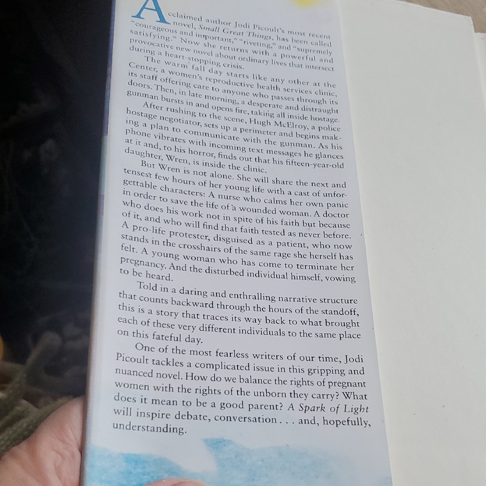 🎈Jodi Picoult 'A Spark of Light' Hardcover Book🎈 - Picture 4 of 6